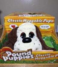 Vintage 1998 Galoob Huggable Pound Puppies NoS SIGNED by Mike Bowling 