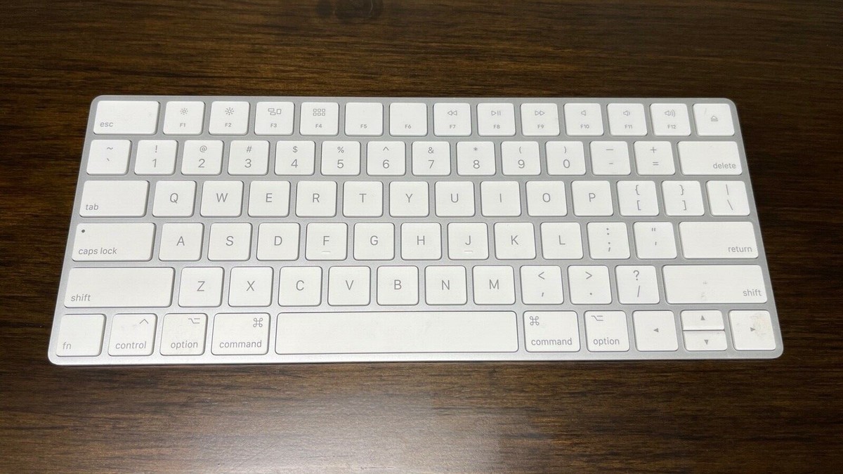 Apple MLA22LL/A Magic Keyboard | eBay
