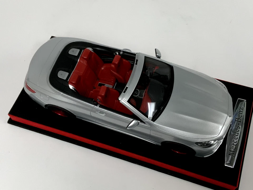 Ruedas personalizadas 1/18 Mercedes Benz S65 Convertible GT Spirit GT764 AB077 Foto 3 de 4