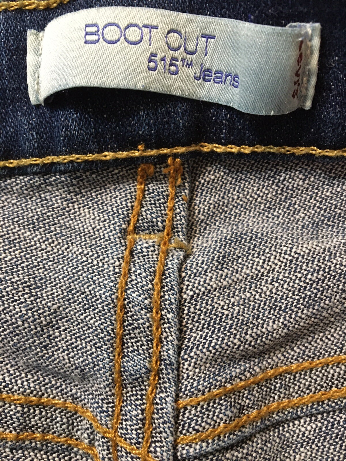 Levi's 515 size 10M bootcut medium washed distres… - image 10