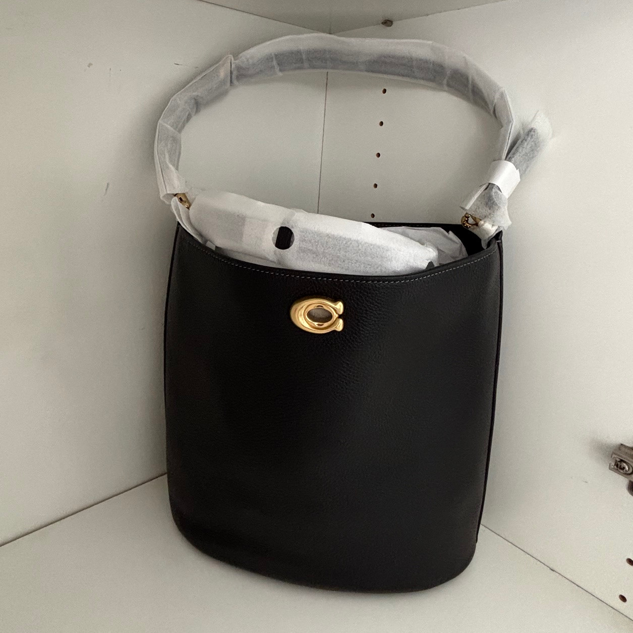 NWT Coach CW624 Willow Leather Bucket Bag Shoulder bag In Original Packaging