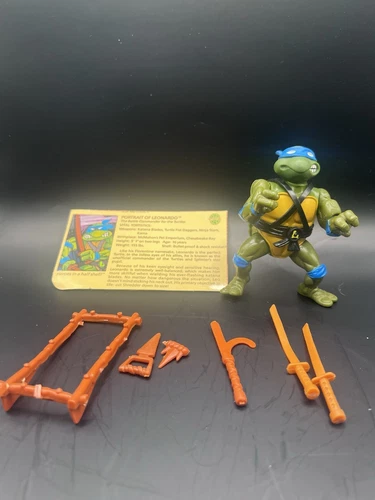 Vtg TMNT Leonardo 1988 Near Complete Vintage Action Figure Soft Head