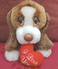 Vintage 1980's Russ Berrie Baxter "The Bashful Basset Hound" Plushy