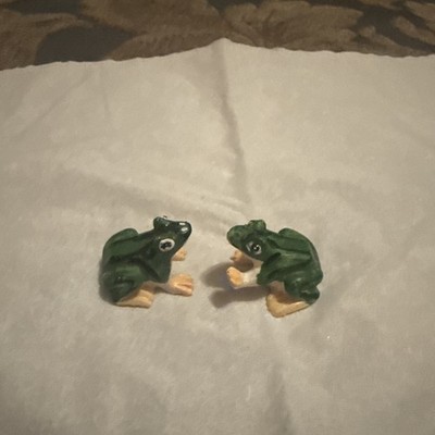 Mini Green Frogs  Figurines, 2 Piece Ceramic  Miniatures