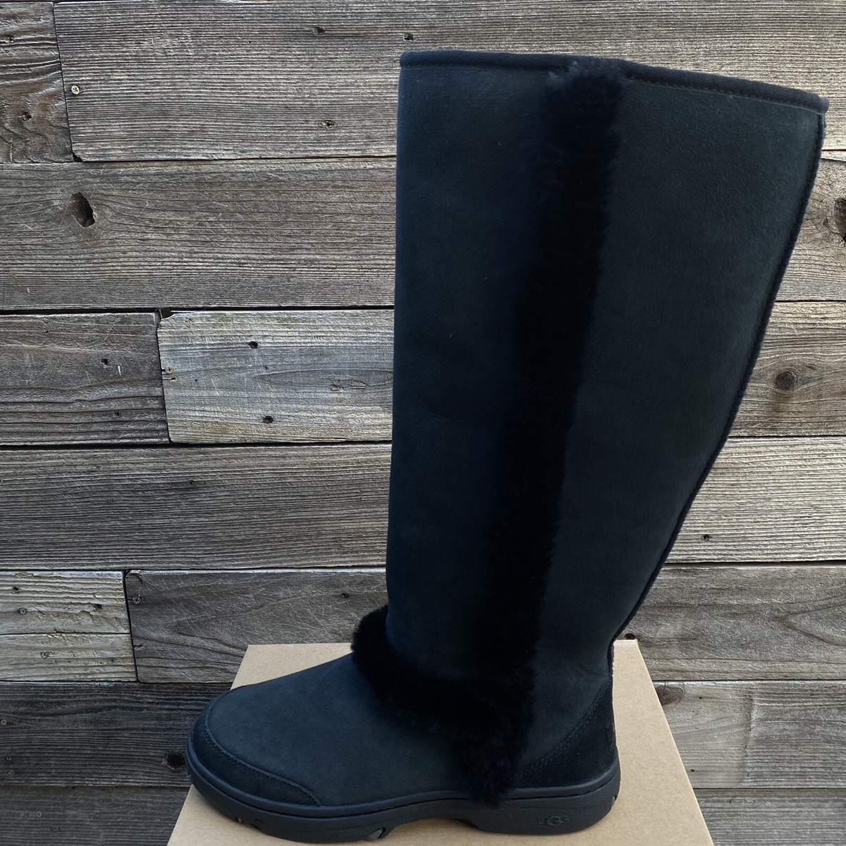 UGG Pluswarmer Tall Black プラッシュウォーマートール UGG Pluswarmer Tall Black プラッシュウォーマートール