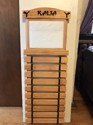 KARATE BELT DISPLAY RACK 10 SLATS WITH DOCUMENT HOLDER