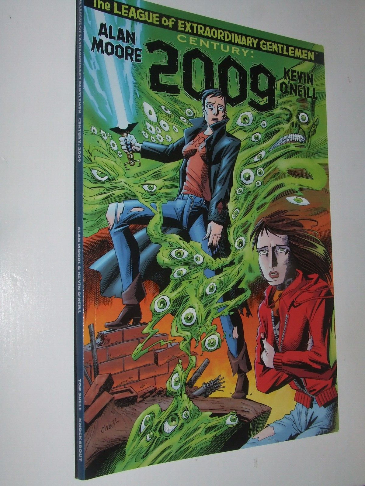 The League Of Extraordinary Gentlemen: Century 2009 by Alan Moore Graphic Novel