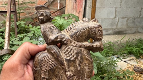 Antique Old Hand Craved Wooden Man Riding Horse Figurine Horse Rider Statue - Picture 9 of 11