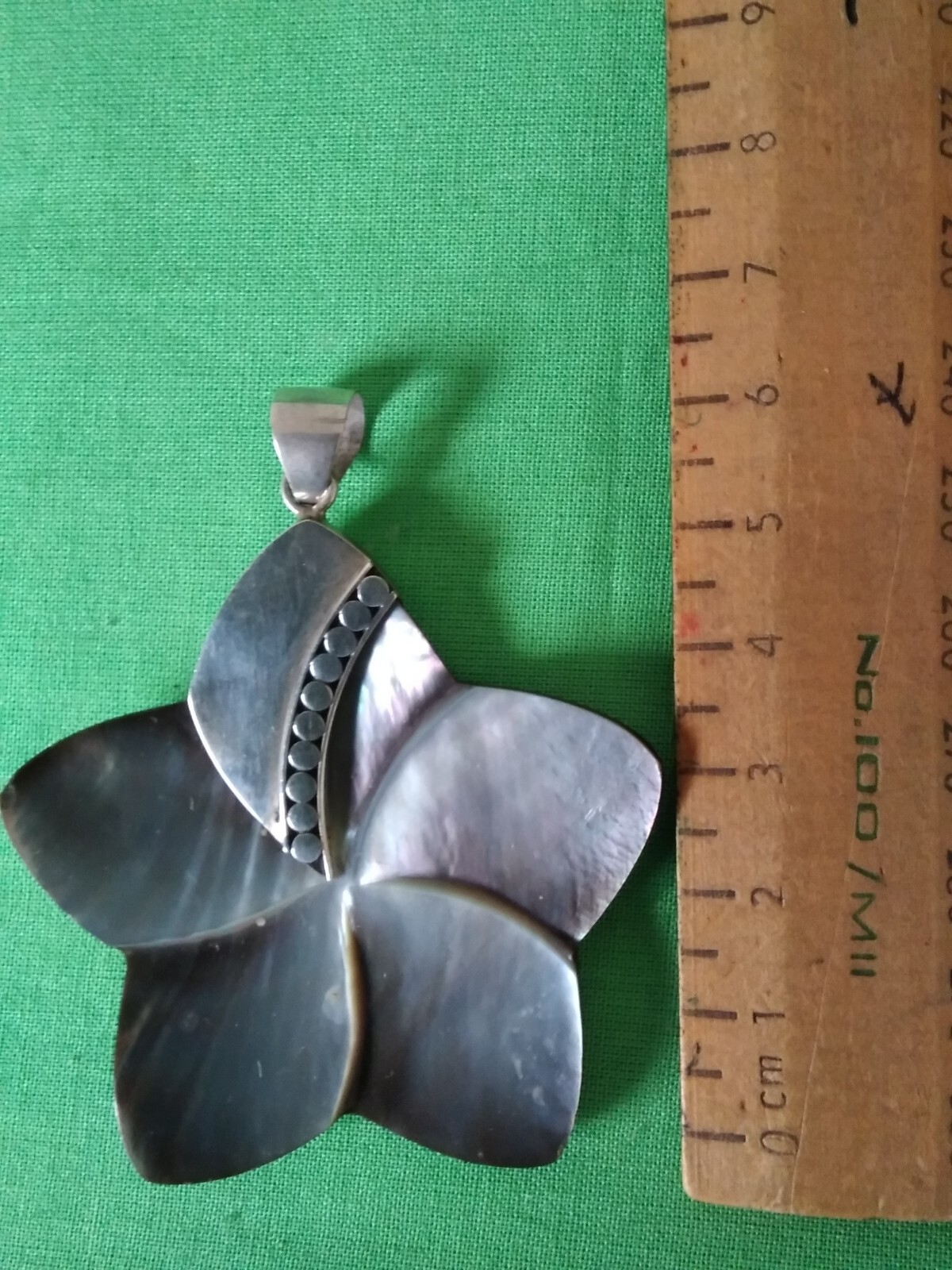 Picture 3 of 6