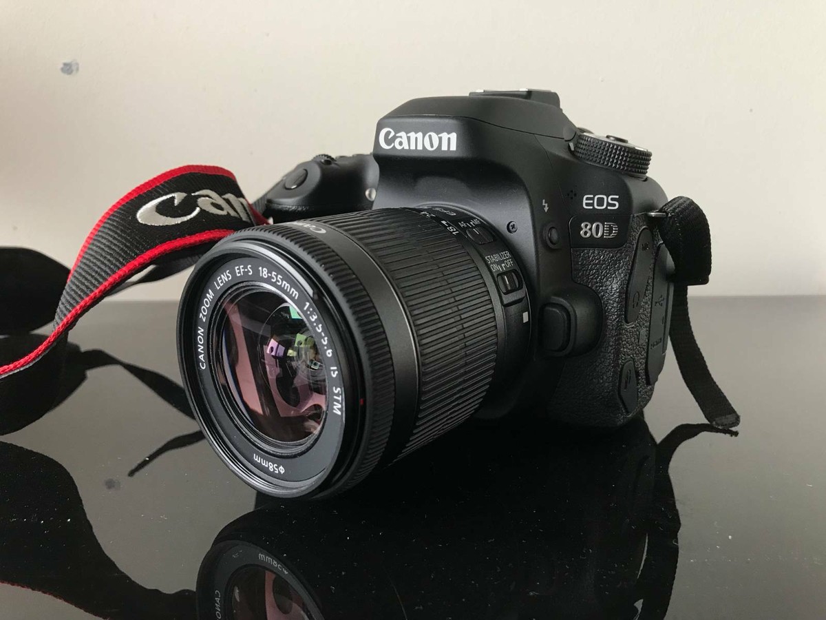 Canon EOS 80D DSLR with 18-55mm lens Camera Bag Australia