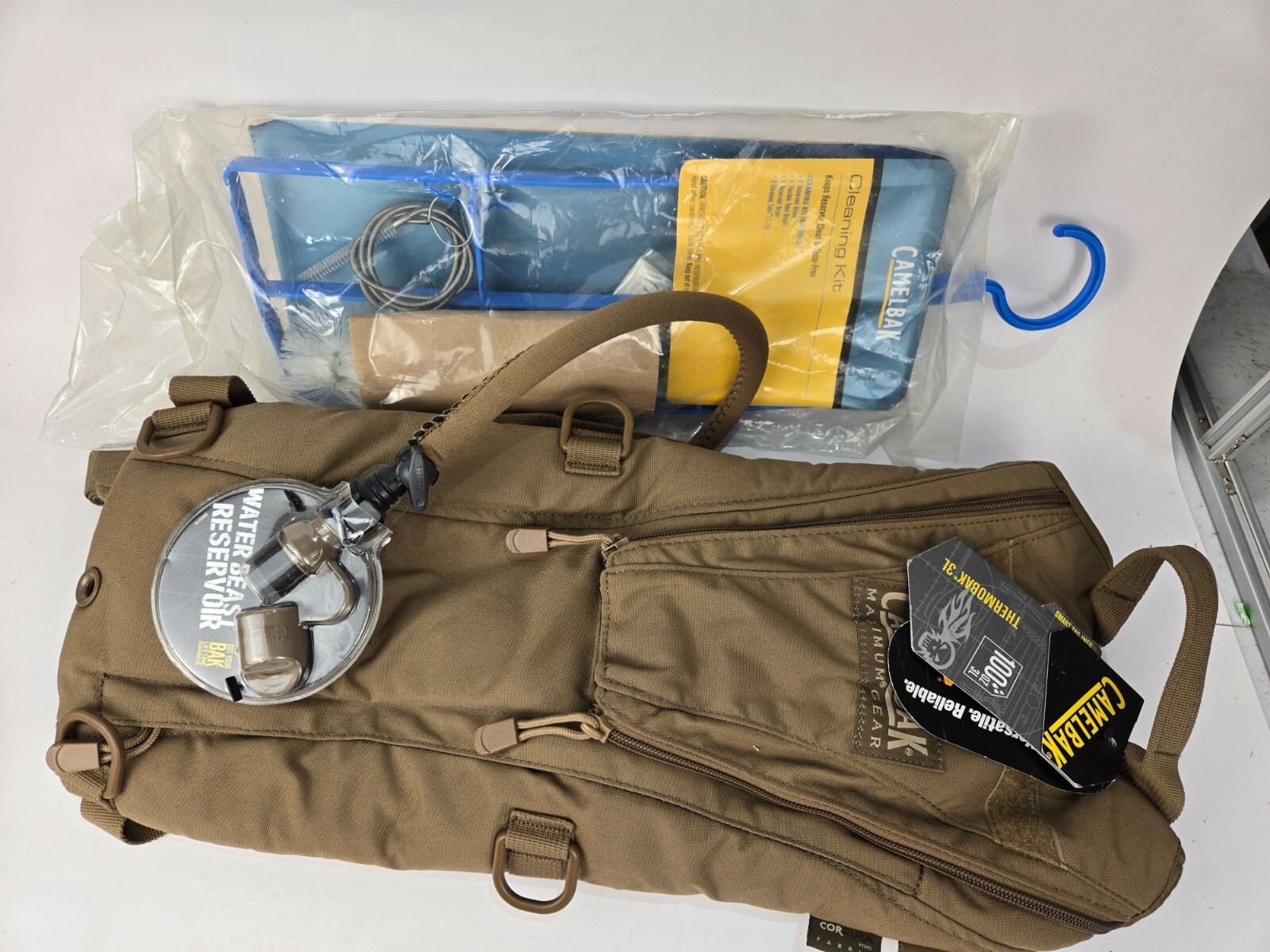 CamelBak Maximum Gear Thermobak Pack Backpack Black W Bladder Cleaning Kit 100oz