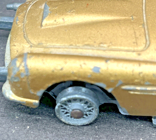 Corgi Toys Great Britain Triumph Herald Coupe And James Bond 1/43 Die Casts READ - Picture 8 of 24