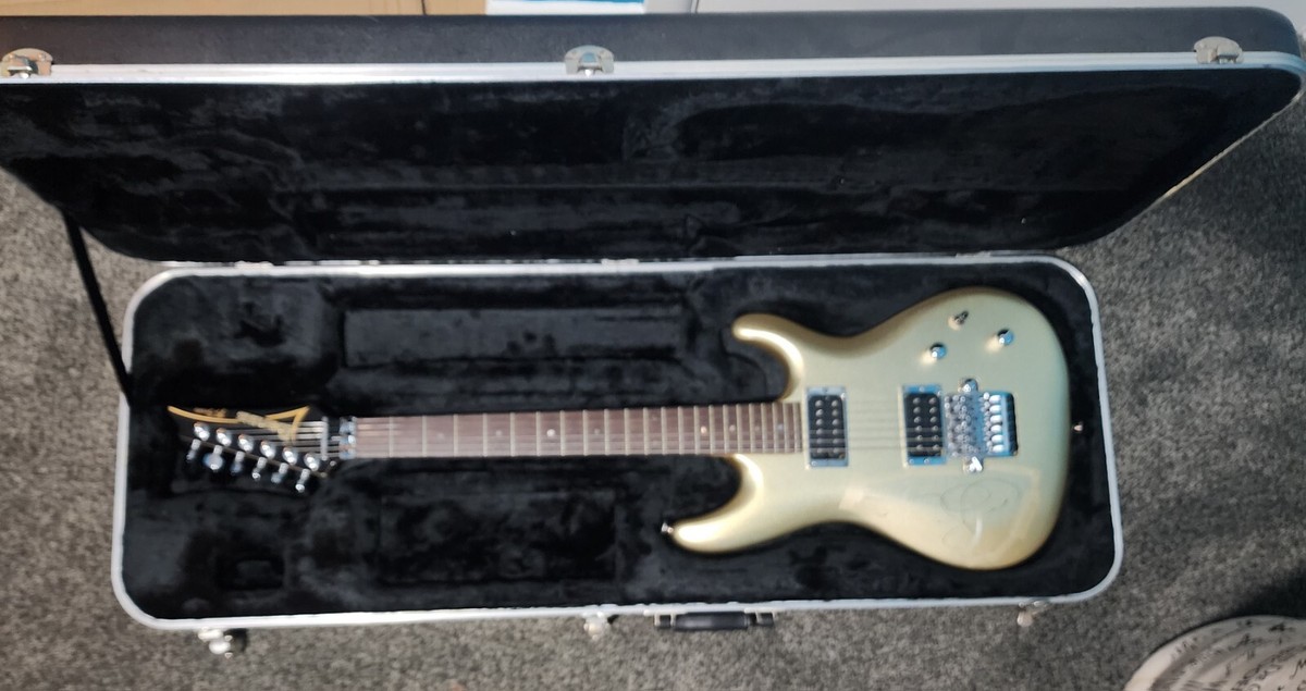Rare 2002 Ibanez JS2000 Hardtail Guitar Signed By Joe Satriani