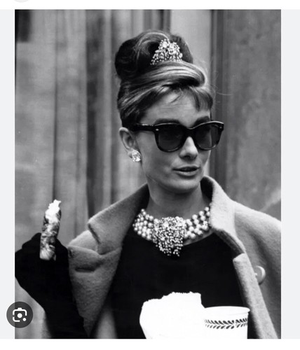 Camrose & Kross Audrey Hepburn unvergessliche Halskette mit Anstecknadel & Brosche KOMPLETT - Bild 20 von 21