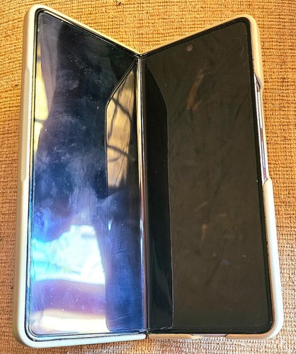 Samsung Galaxy Z Fold5 - 256 GB - Gray (Network Unlocked And Google Unlocked) - 第 1/5 張圖片