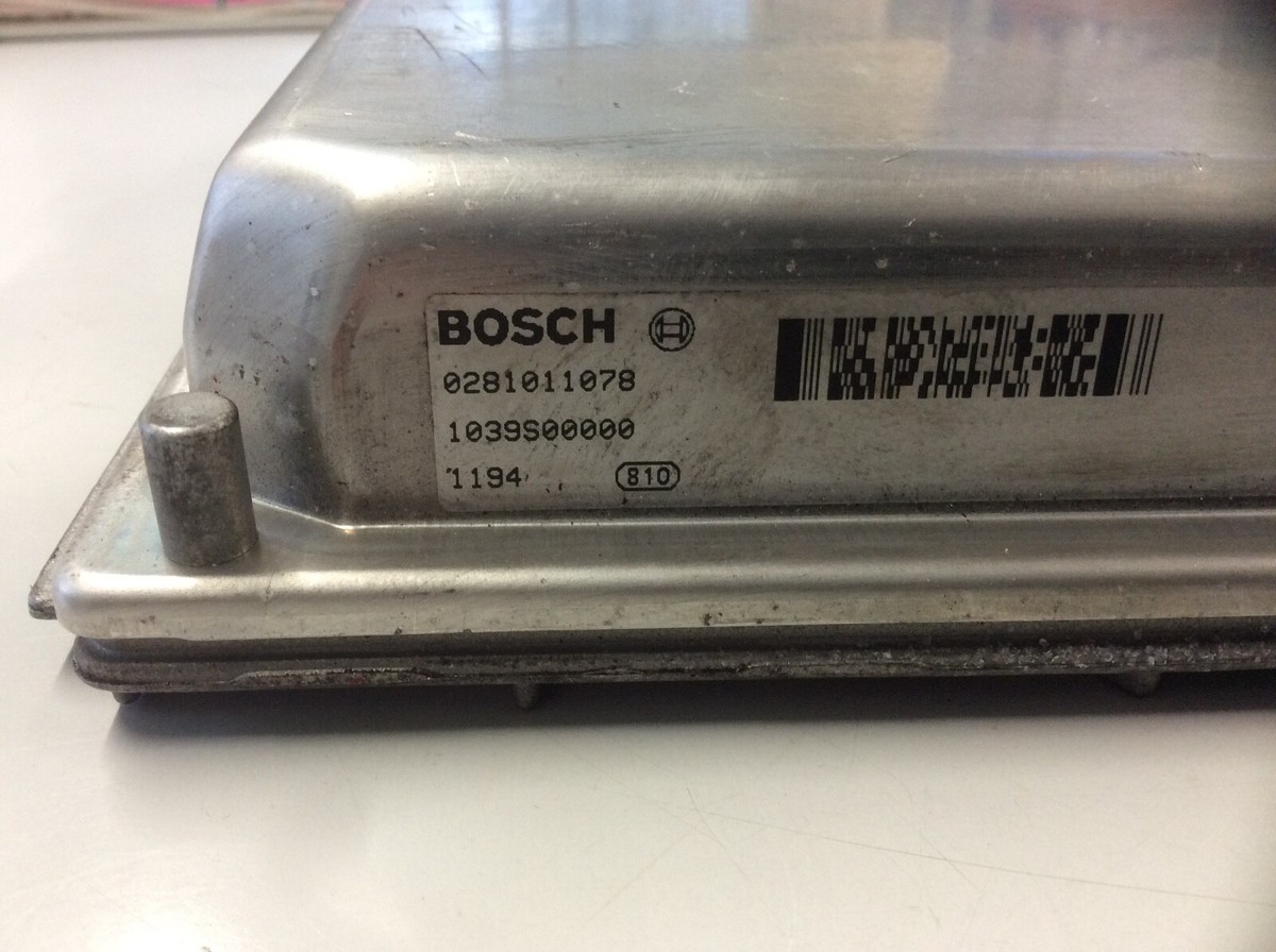 2006 Volvo XC90 2.4 D5 Breaking - ENGINE ECU BOSCH 0281011078 