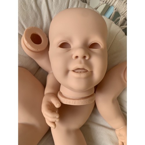 28 In Reborn Doll Kit Huge Baby Toddler Doll Unfinished Parts Reborn Katie Kit - Bild 5 von 6