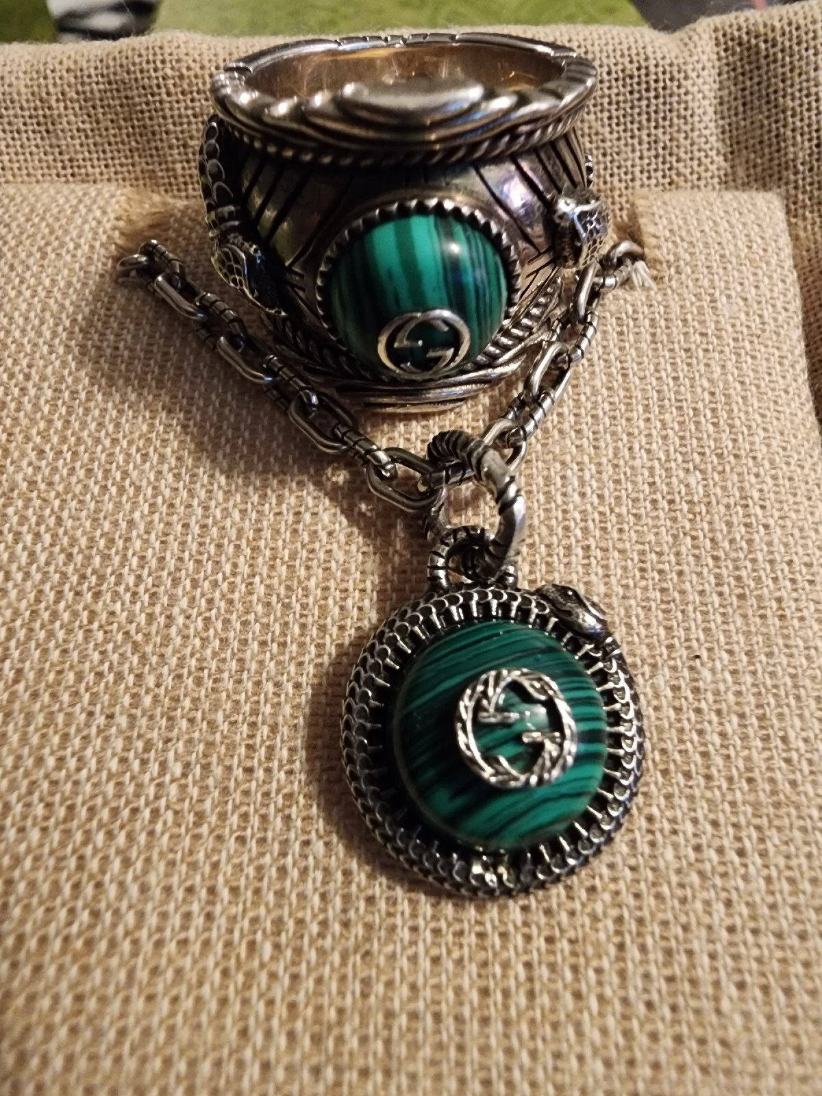 Ensemble bague et collier serpent de jardin Gucci