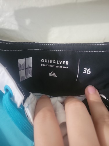 Quicksilver Stretch Board Shorts Dryflight Size 36 Swim - Picture 4 of 4