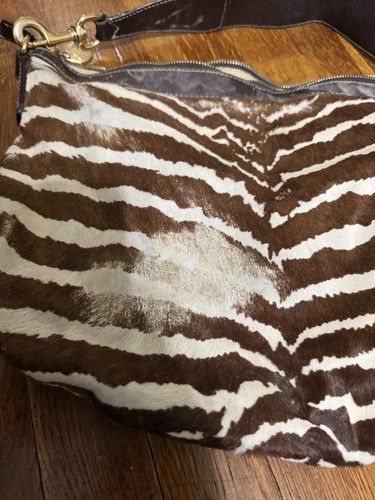 Vintage GUCCI handbag, zebra print, pony leather, with pouch, 153032 - Picture 4 of 13