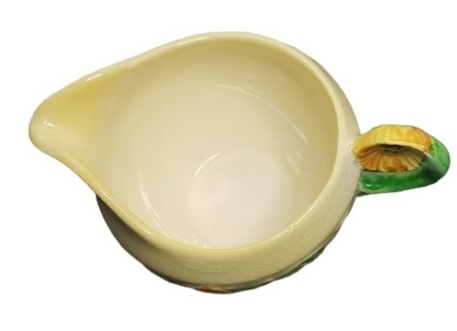 Carlton Ware Buttercup Creamer Impressed 1966 - Picture 3 of 4