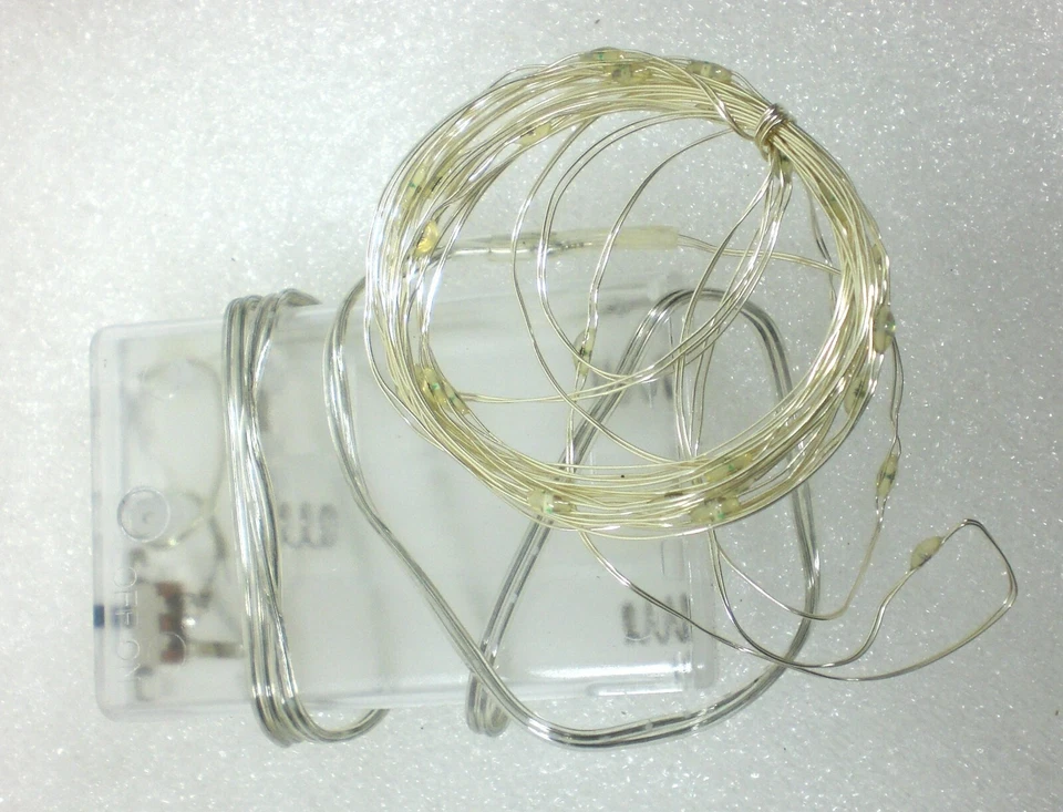 Sylvania 30 Luces LED Micro Puntos ROJAS Funciona con Pilas Arroz Hada Cadena Luz Foto 3 de 4