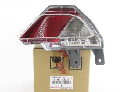 Genuine OEM Toyota 81457-42070 Passenger Reverse Light Backup Lamp