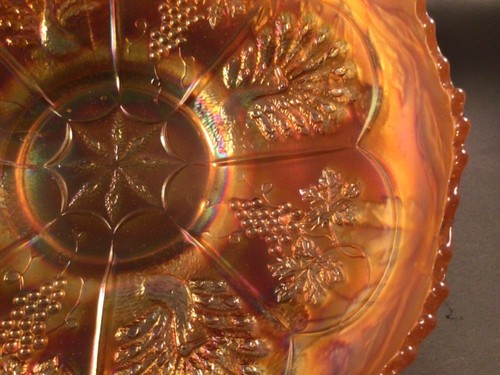 CARNIVAL GLASS FENTON #1646 “PEACOCK AND GRAPE” MARIGOLD BOWL BLACKBERRY BOTTOM - Picture 5 of 12