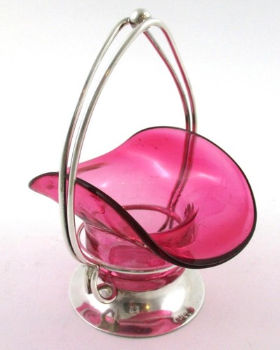 Antique Open Salt BASKET - CRANBERRY art glass, EPNS silver Holder - ENGLISH - Picture 3 of 15