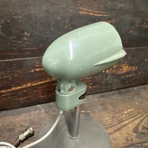 VINTAGE HERALD CRYSTAL MICROPHONE MODEL M105 CAST IRON BASE *UNTESTED* - Picture 6 of 10