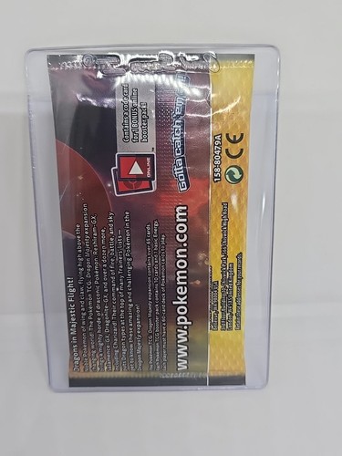 Pokémon TCG Dragon Majesty Booster Pack Salamence Artwork Unweighed Unopened - Picture 3 of 3