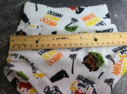 Adorable Hocus Pocus Print High Waisted Bummies, Diaper Cover, Size 6-9months - Bild 4 von 5