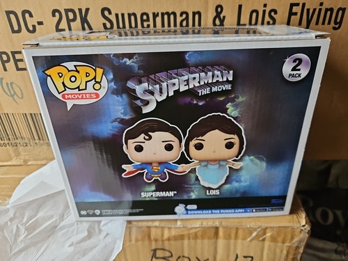 Funko Superman & Lois Flying 2-Pack Zavvi Exclusive Pop! Vinyl Figure - Picture 2 of 2
