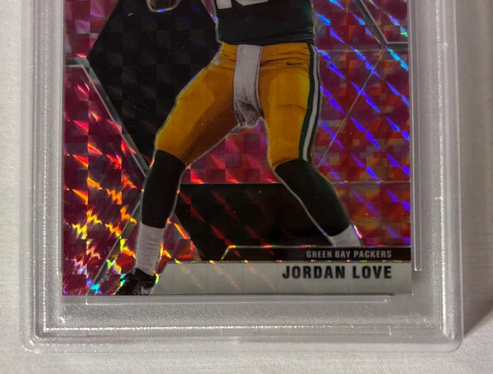 2020 Panini Mosaic Jordan Love Camo Pink Gem Mint PSA 10 #211 Packers RC - Image 3 of 4