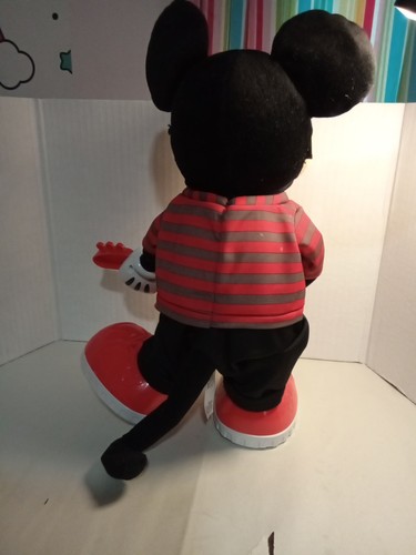 Disney Rock Star Topolino 2010 Interattivo Fisher Price Mattel 15" Funzionante - Foto 3 di 4