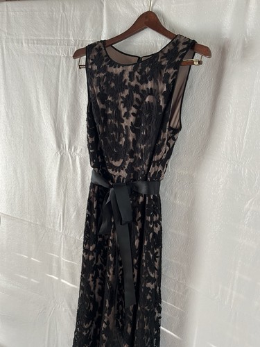 Vestido Adrianna Papell Maxi Alto/Bajo Negro Encaje Sirena Elegante Talla 12 - Imagen 10 de 13