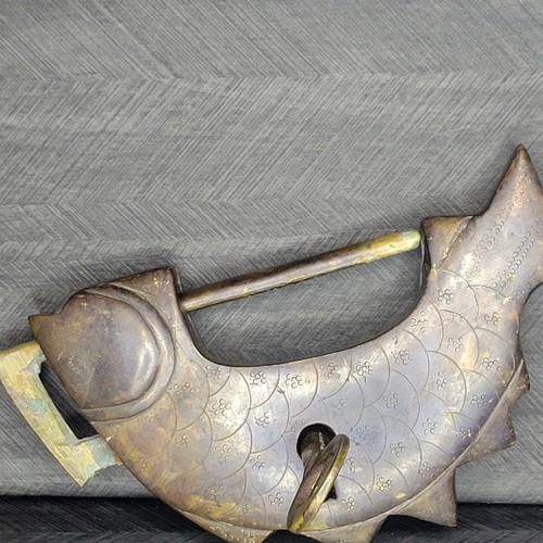 Antique Large Fish Shaped Padlock Bronze Chinese Korean Lock with Key - Picture 7 of 10