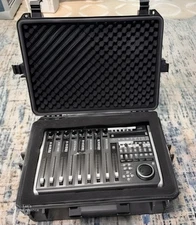 Behringer X-Touch Universal Control Surface w/Case