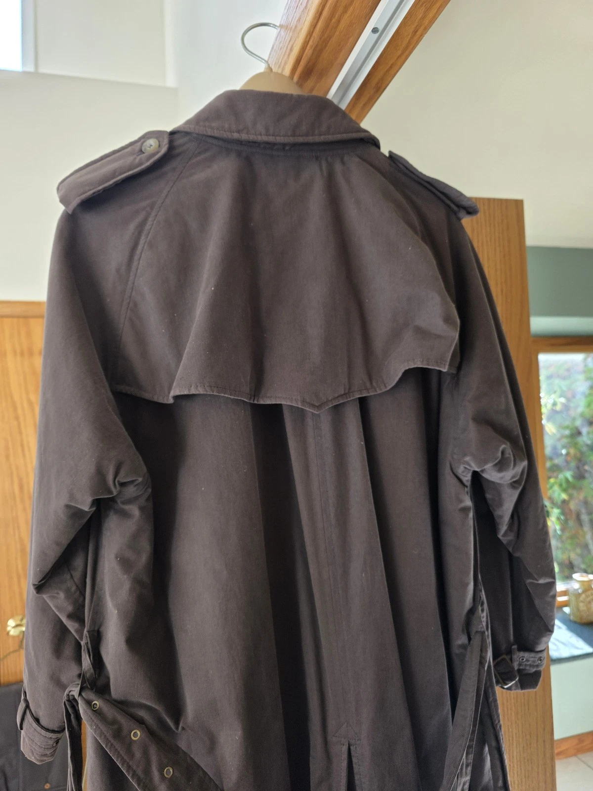 Vintage Giorgio Arnani Le Collezioni MENs overcoat 38 Brown Italy 88% cotton image 3
