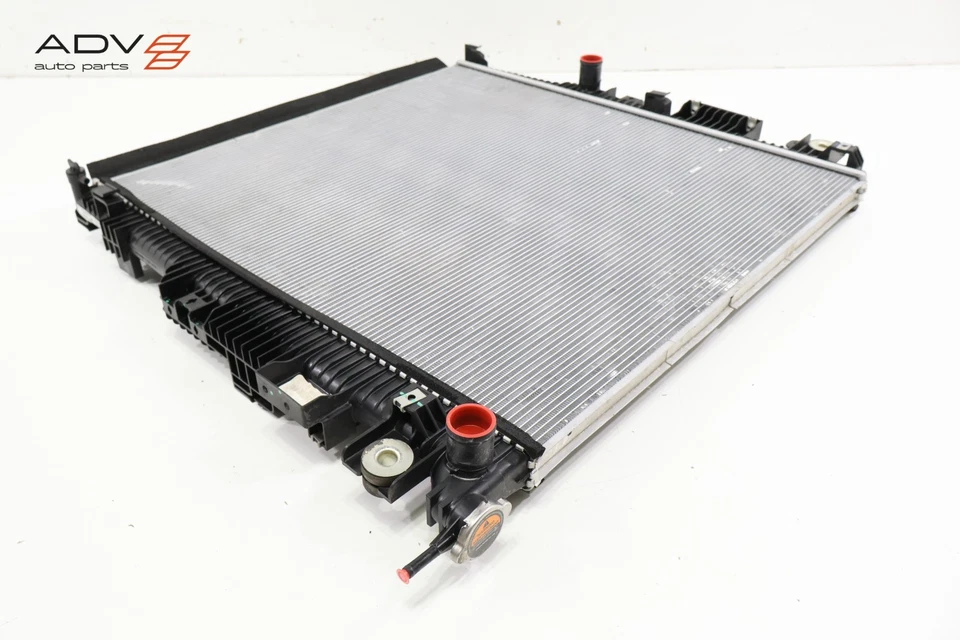 Nissan Frontier 2021-2025 3,8 L motor V6 refrigerante radiador de refrigeración OEM Foto 3 de 4