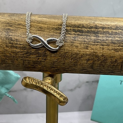 Tiffany & Co. Infinity Double Strand Bracelet, 6.25”/16cm With Box And Pouch. - 第 19/24 張圖片