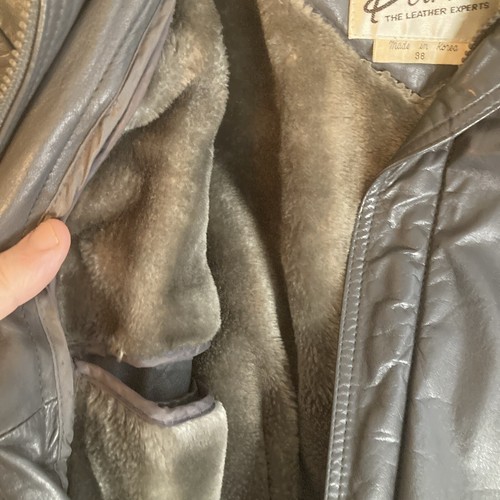 Vintage Berman's Leather Experts Men's Gray Leather, Lined Zipped Coat Size 38 - Picture 9 of 13