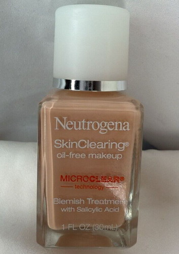 Neutrogena SkinClearing Acne Liquid Foundation Oil-Free 30 Buff 1 fl oz New Open - Picture 2 of 3