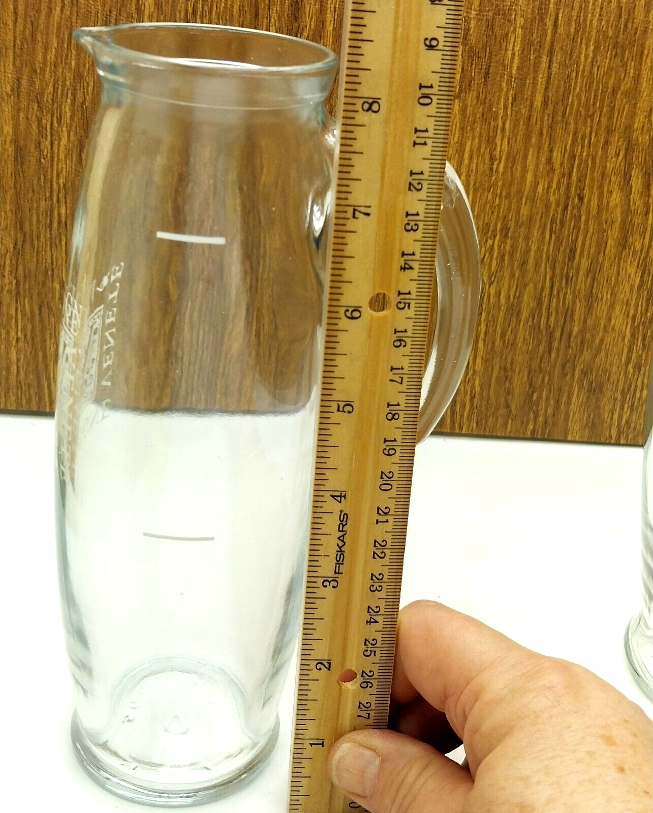 Set of 2 Sizes Venete Vigne Italian Red Wine Carafes Jugs Clear Glass W/Handles