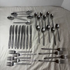Stanley Roberts Florentine Rose Stainless Flatware Silverware 33 piece Set Vtg