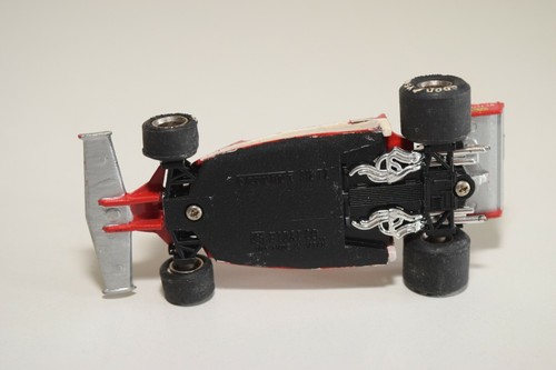 V 1:43 EDAI EIDAI GRIP FERRARI 312 T2 F1 RACING CAR NIKI LAUDA N MINT CONDITION2 - Picture 7 of 7