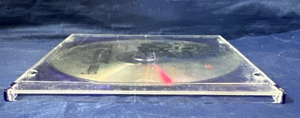 Extensis Suitcase X1 The Ultimate Font Manager CD-Rom ECD Suit V06 Mac Disc Only - Image 2 of 3