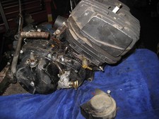 KAWASAKI KE175 KE 175d 1983-85  ENGINE BOTTOM END CASING OIL PUMP BARREL