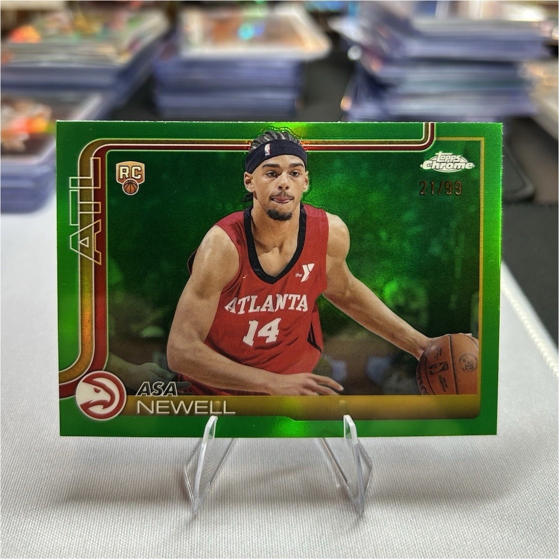 Topps Chrome 2025-26 Asa Newell Hawks #273 Green Refractor Rookie /99
