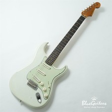 Fender Sweetwater Dealer Select Stratocaster Journeyman Relic Olympic White over